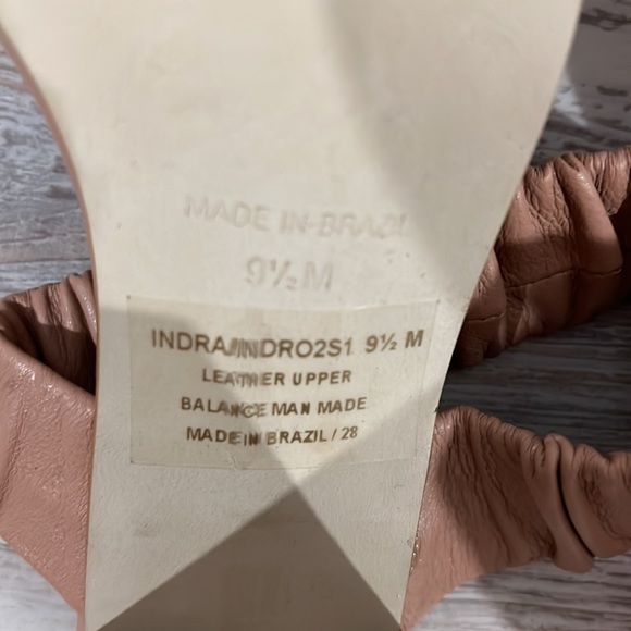 Mauve Steve Madden 9.5 Sandal - Picture 10 of 10